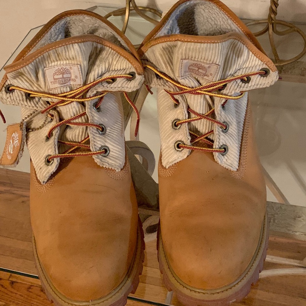 Timberland Boots - Picture 4 of 12